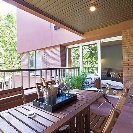 호텔 Bonanova Apt. With Terrace, Classic Style Spacious 5*