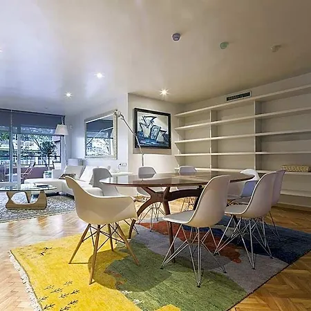 Bonanova Apt. With Terrace, Classic Style Spacious Hotel 5*