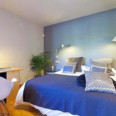 호텔 Bonanova Apt. With Terrace, Classic Style Spacious